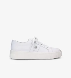 Białe sneakersy damskie