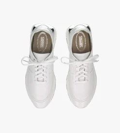 Białe sneakersy damskie