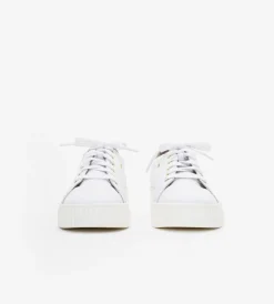 Białe sneakersy damskie