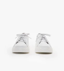 Białe sneakersy damskie