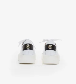 Białe sneakersy damskie