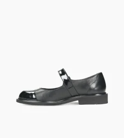 Czarne półbuty damskie