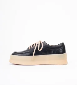 Czarne sneakersy damskie